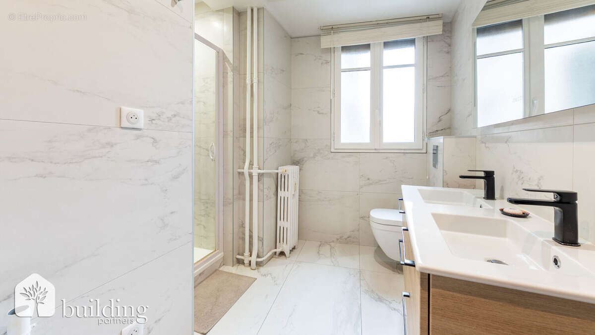 Appartement à PARIS-19E