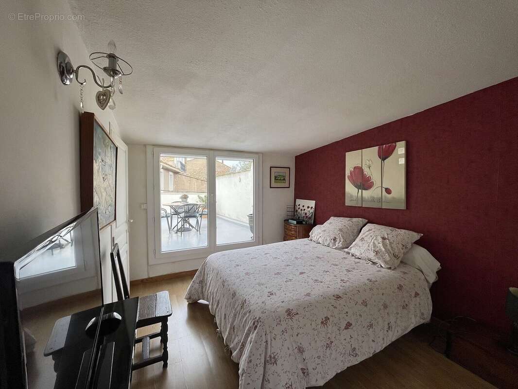 Maison à SAINT-THIBERY