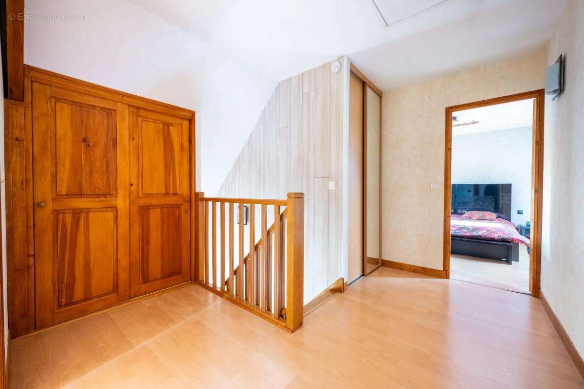 Maison à BALAGNY-SUR-THERAIN