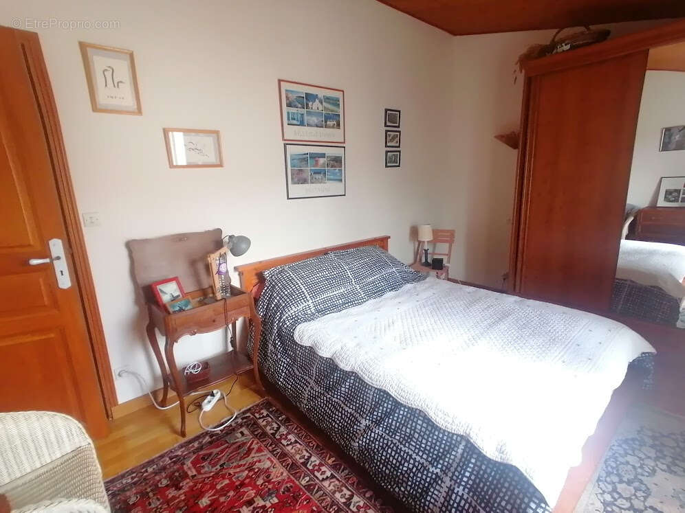 Maison à SAINT-ETIENNE-DE-MER-MORTE