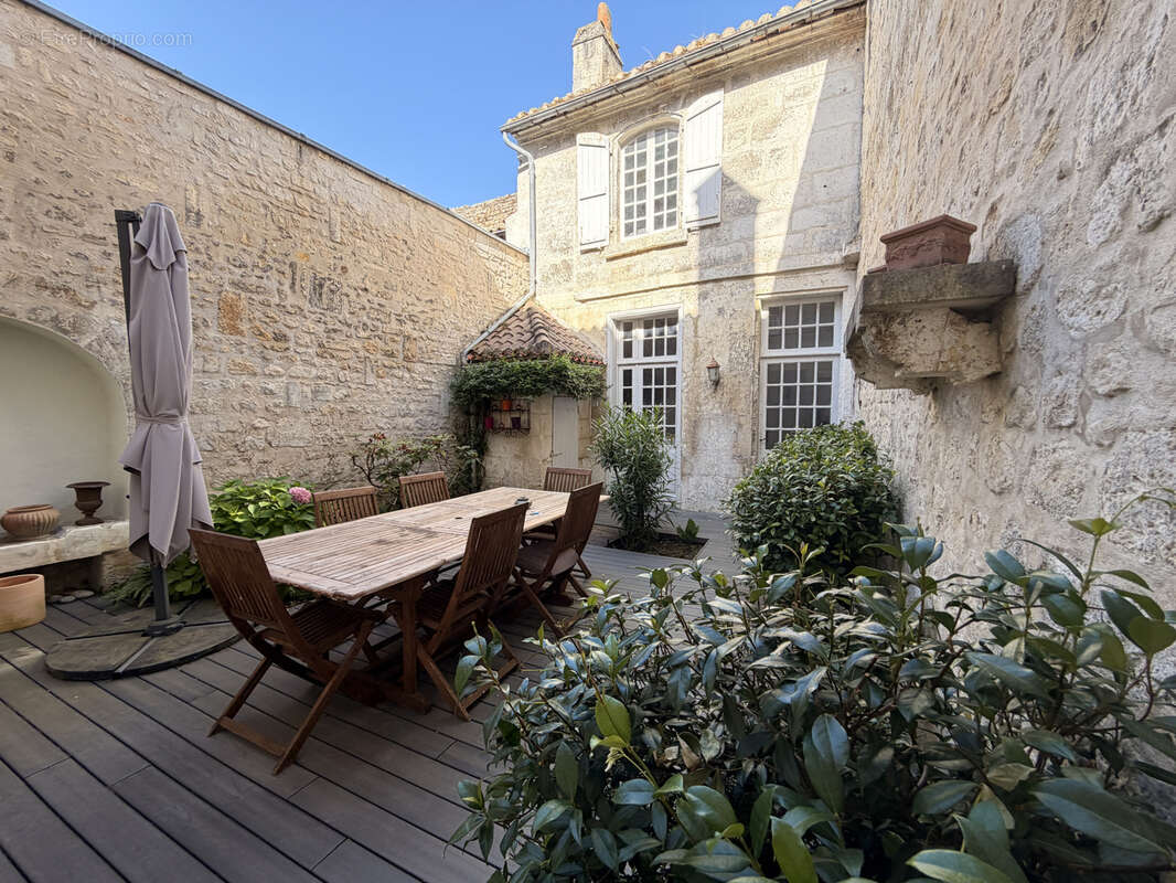 Maison à ANGOULEME