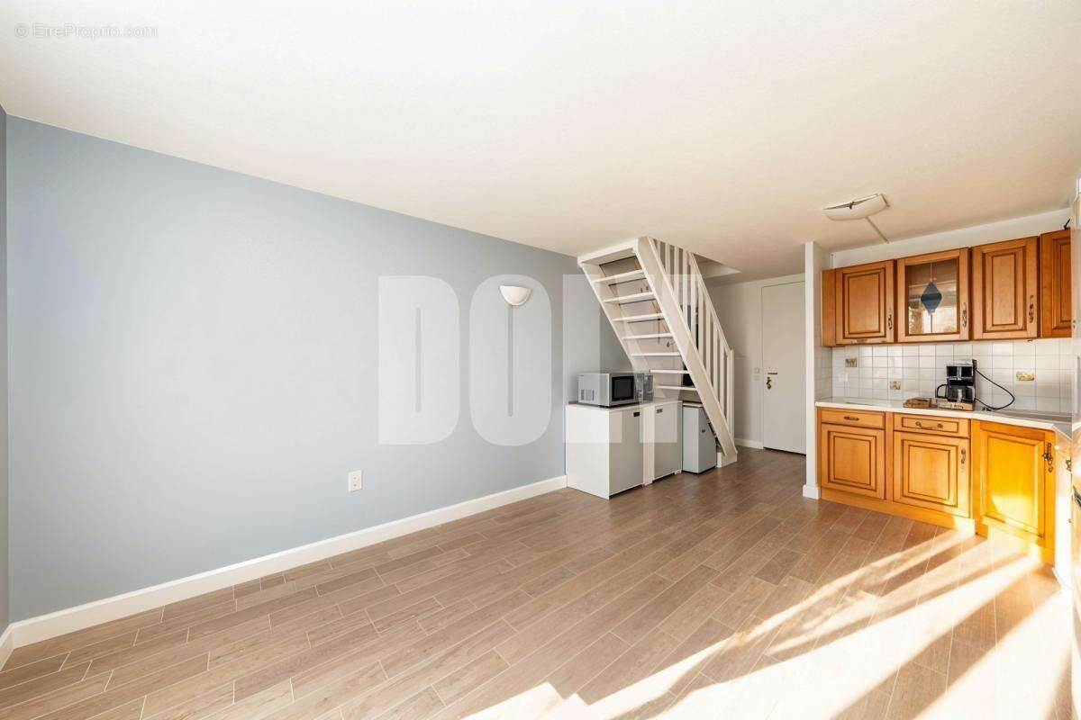 Maison à VILLENEUVE-LOUBET