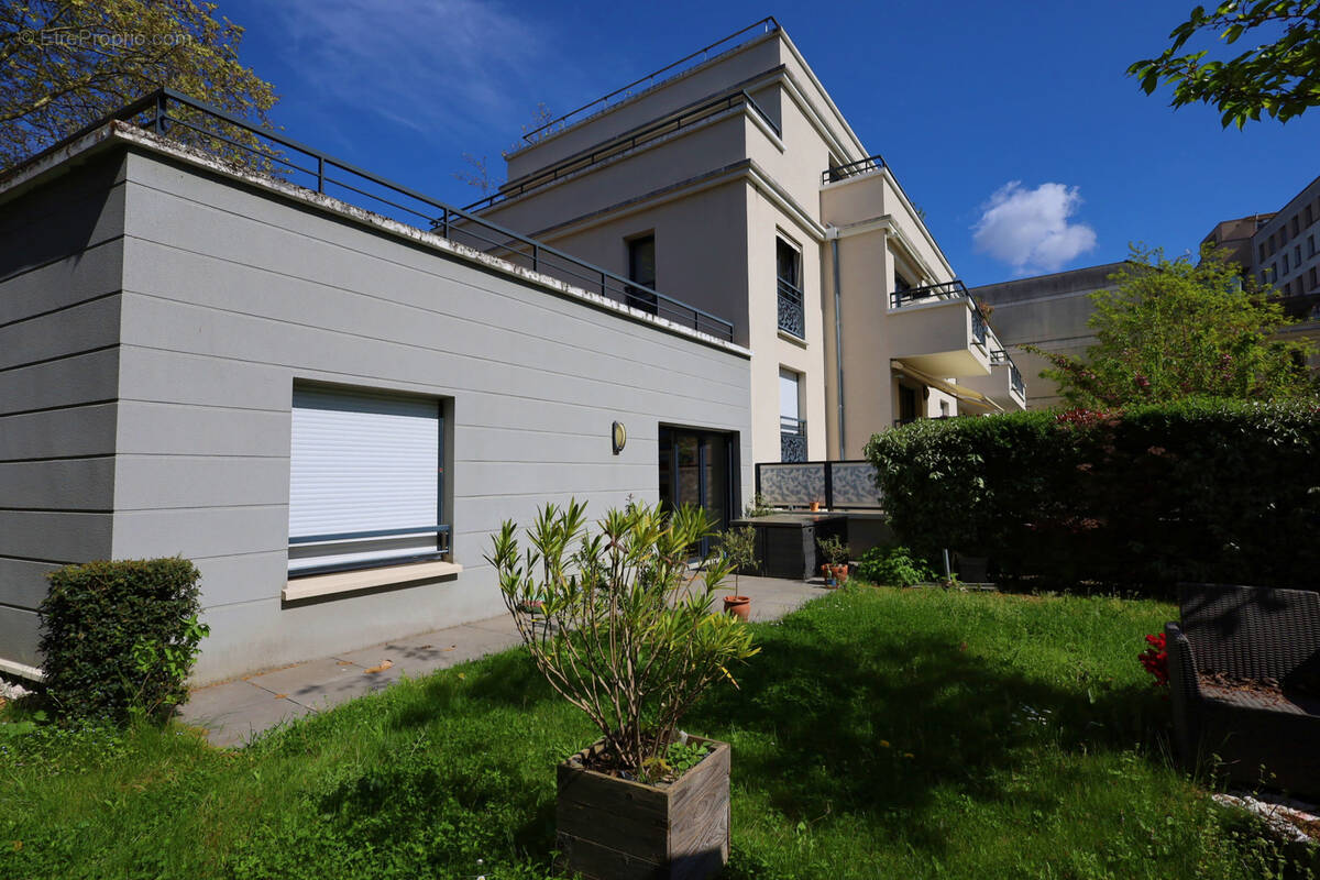 Appartement à CHATILLON