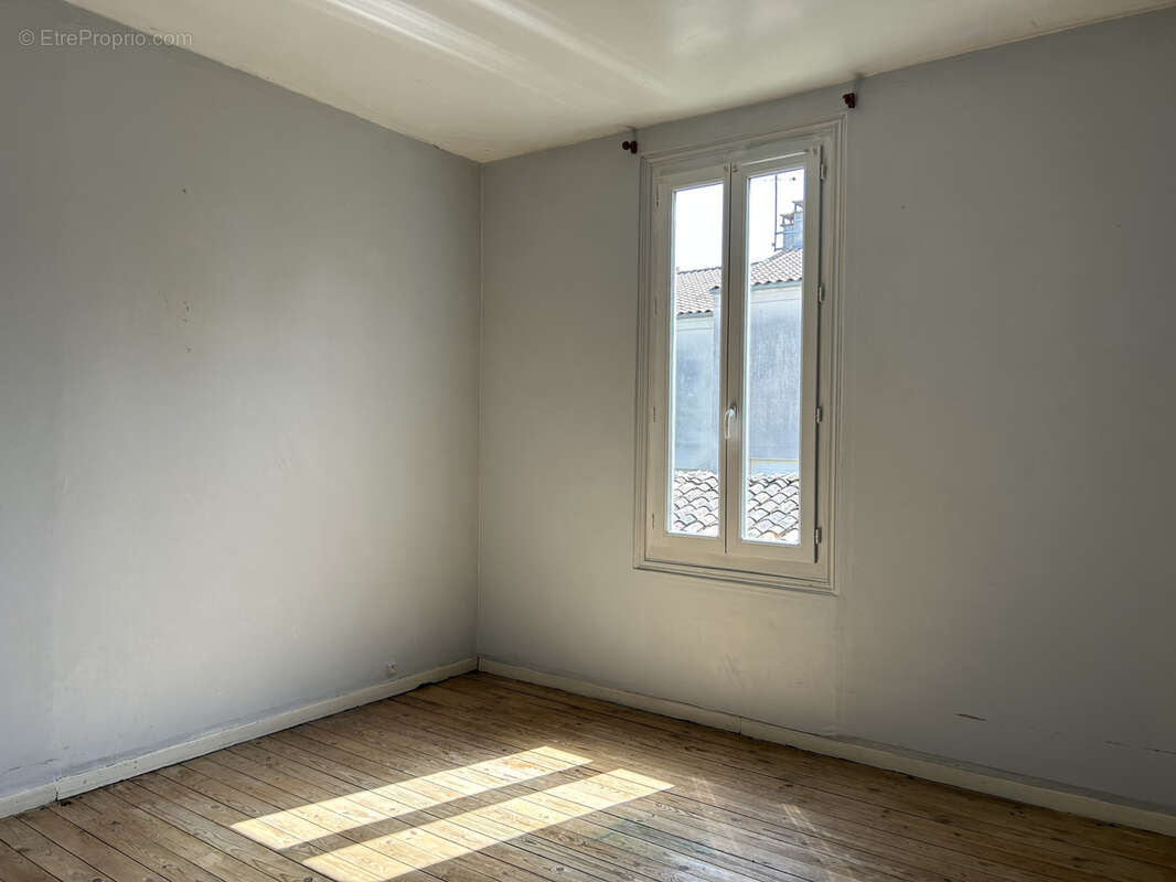 Maison à COGNAC