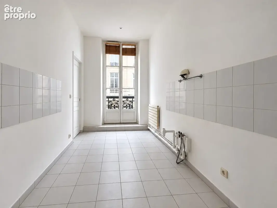 Appartement 3 pièces 69 m² à vendre à Paris-8e (75008) - photo 7