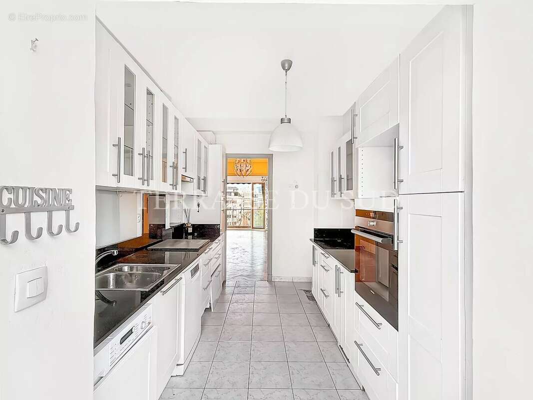 Appartement à MARSEILLE-8E