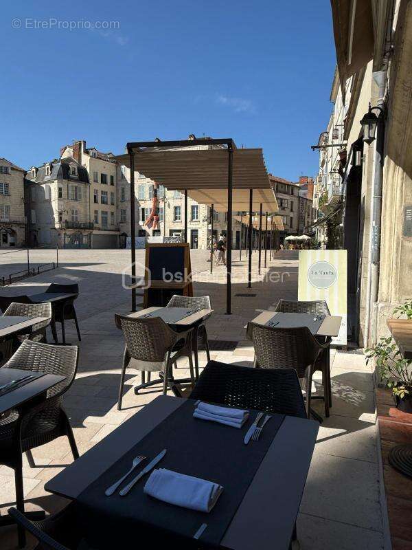 Commerce à PERIGUEUX