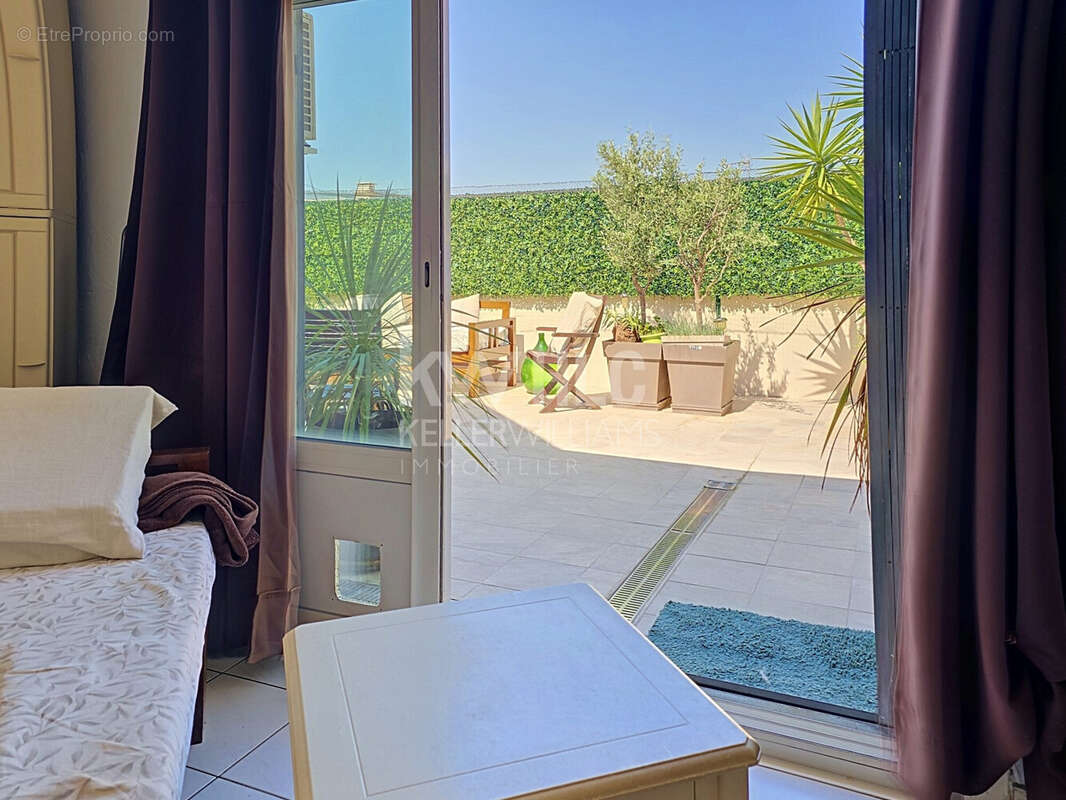 Appartement 65 m² à Antibes  - photo 3