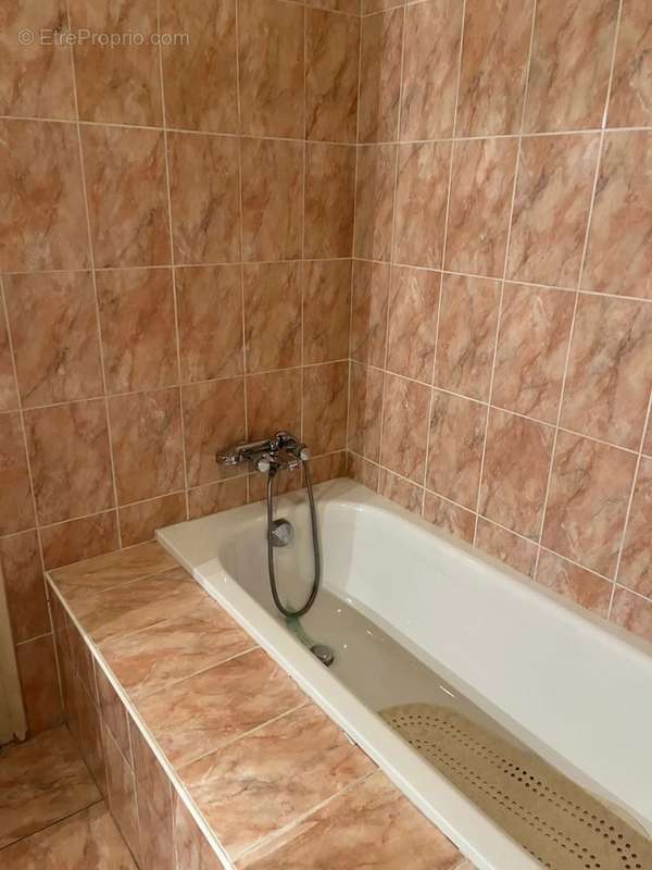 Appartement à MONTCEAU-LES-MINES