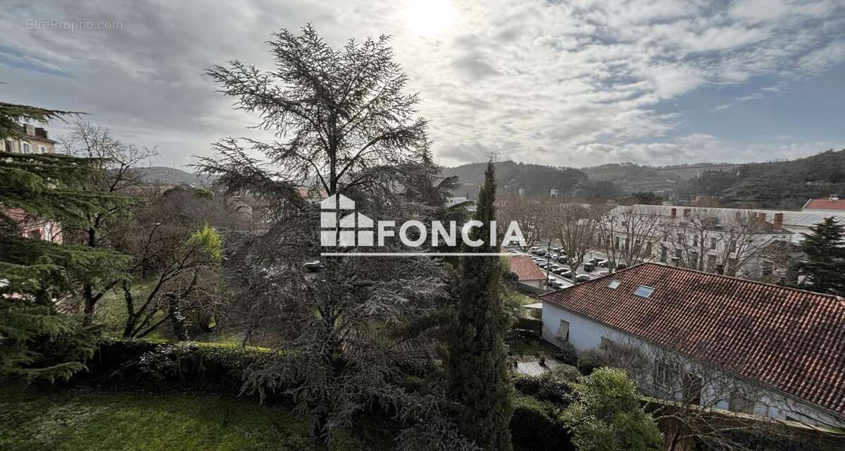 Appartement à CAHORS