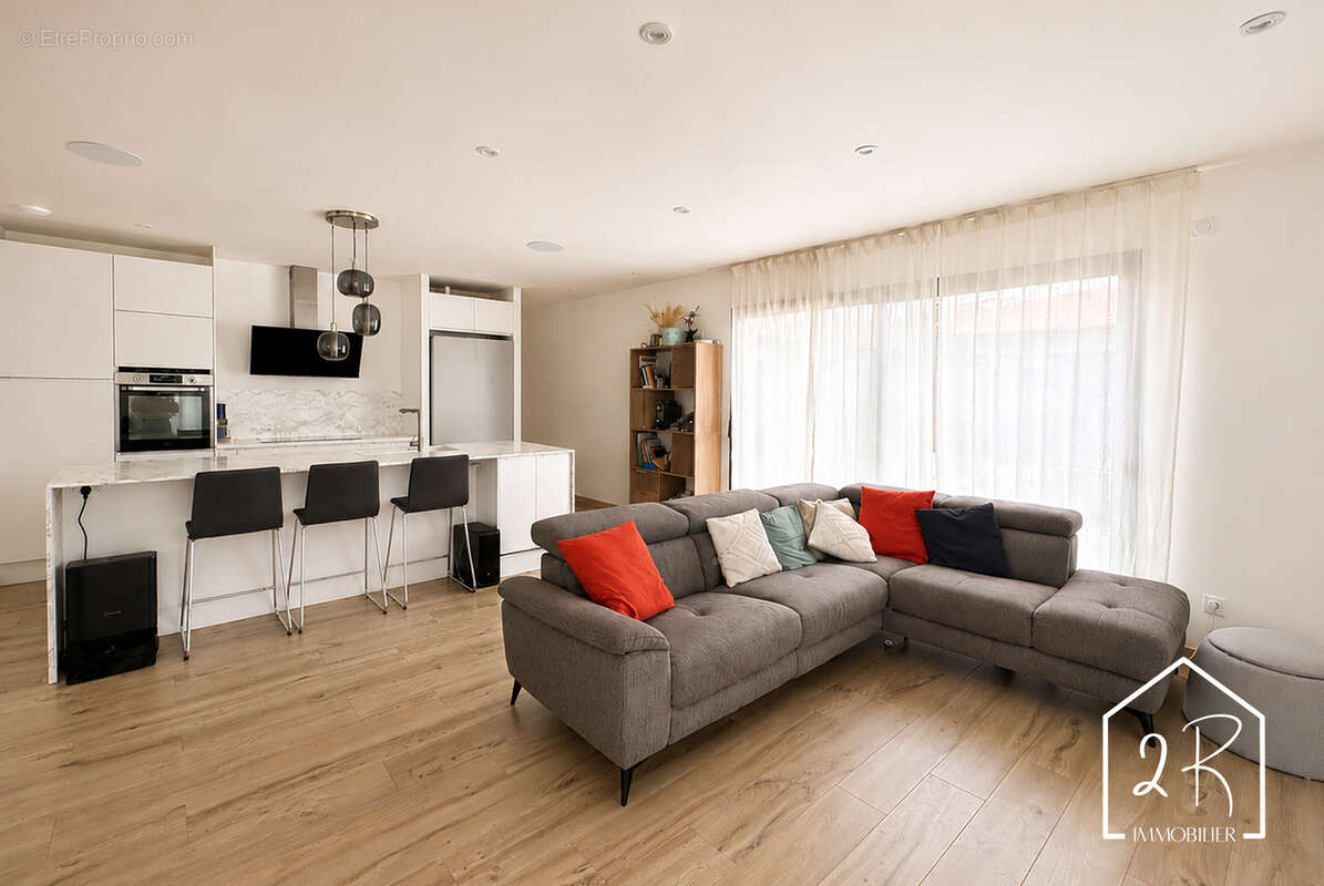 Maison individuelle de plain-pied 122 m2 habitables - Garage 35 m2- Terrain 814 m2 - photo 4