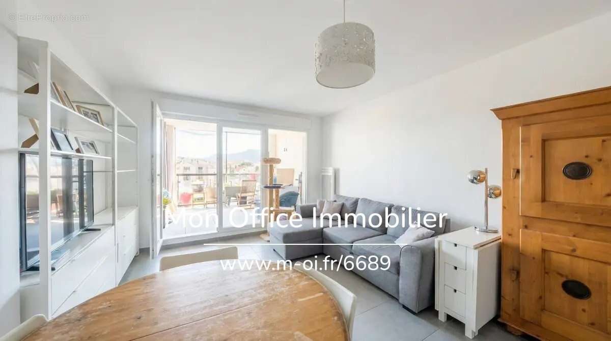 Appartement à MARSEILLE-8E
