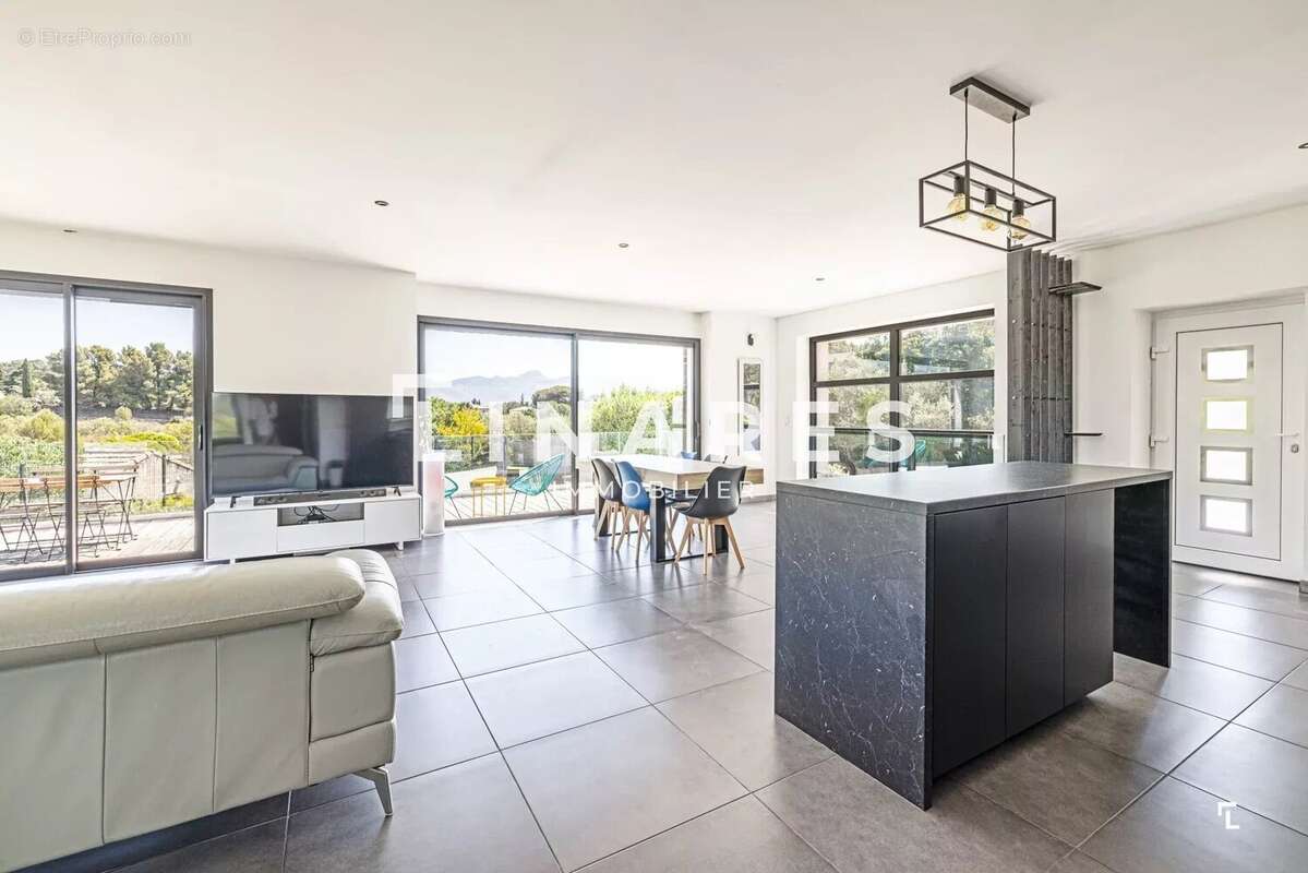 Maison à MARSEILLE-11E