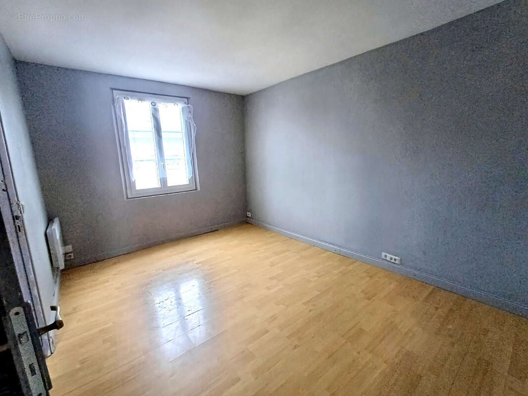 Maison à MAREUIL-CAUBERT