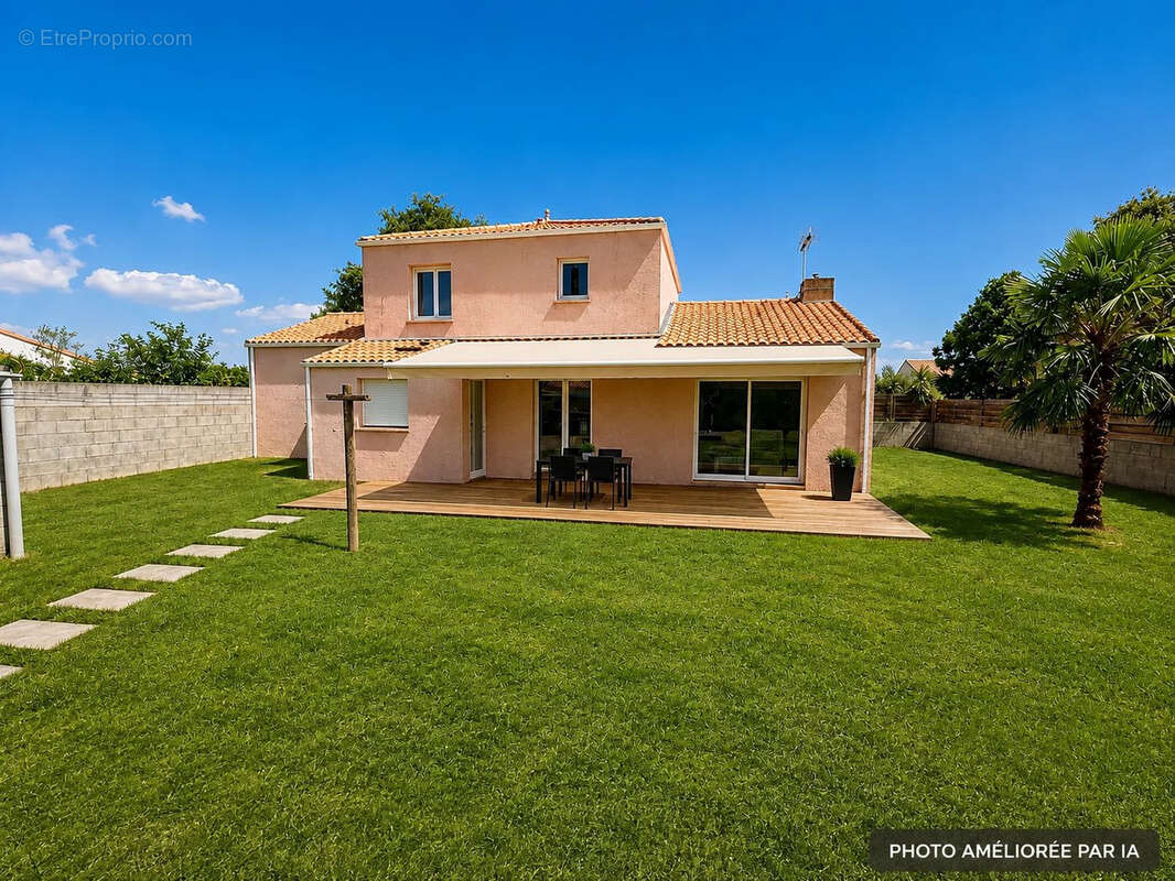 Saint-viaud - 4 chambres et un bureau - maison familiale - photo 17