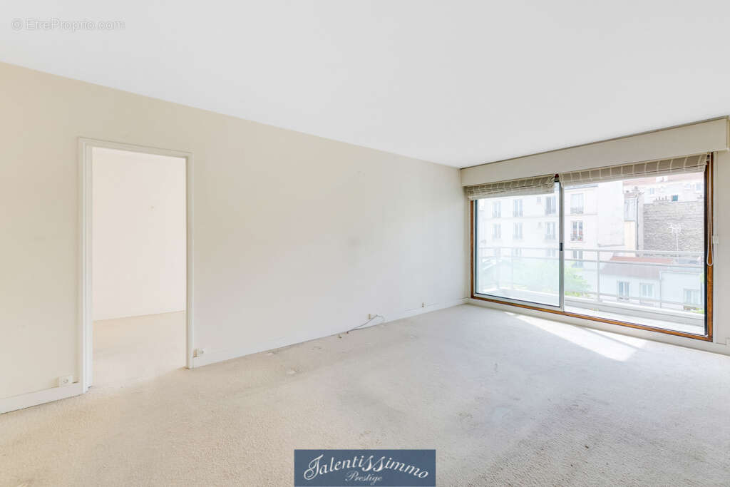 Appartement à PARIS-12E