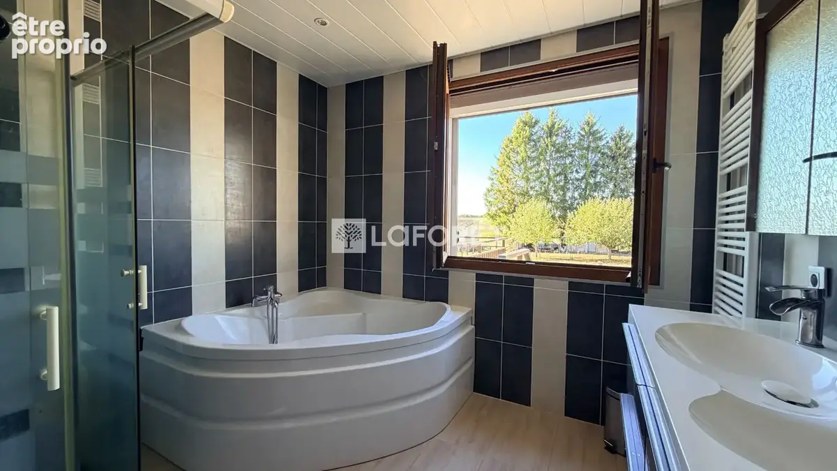 Maison sur sous sol total - Verrières - 7 pièces 124 m2 - photo 6