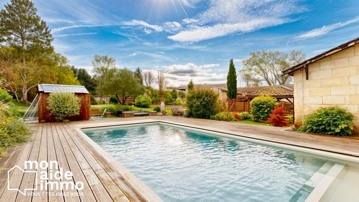 Maison à SAINT-QUENTIN-DE-BARON