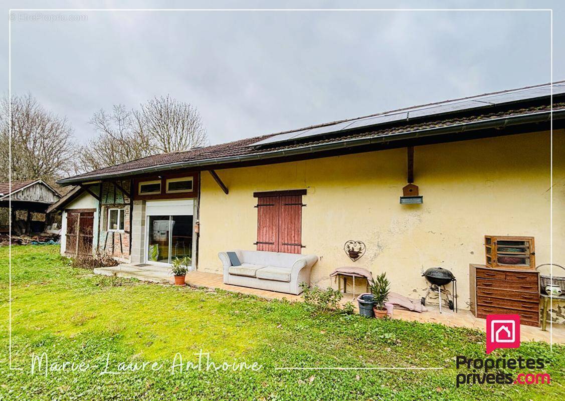 Maison à MONTPONT-EN-BRESSE