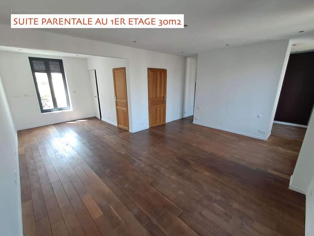 Maison 165 m² à Les Pavillons-Sous-Bois  - photo 3