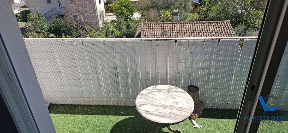 Appartement à CUERS
