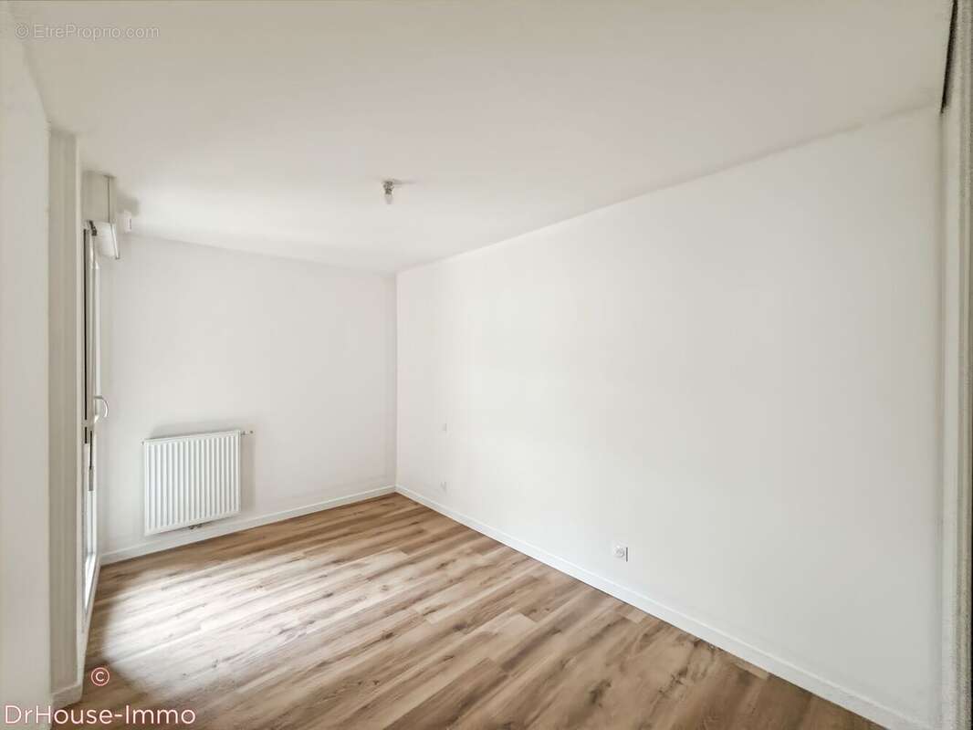 Appartement 65 m² à Merignac  - photo 21