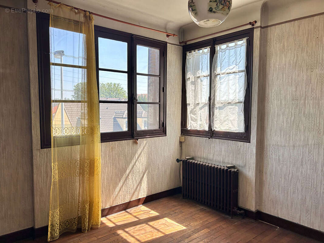 Maison Aulnay Sous Bois 3 pièce(s) 66.52 m2 - photo 4