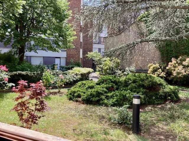Appartement à ISSY-LES-MOULINEAUX