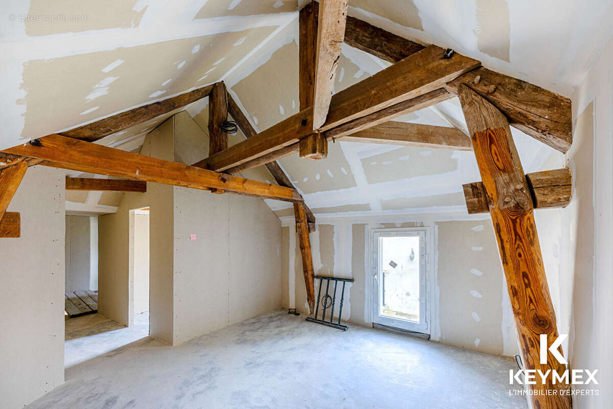 Maison à NEUILLY-EN-THELLE