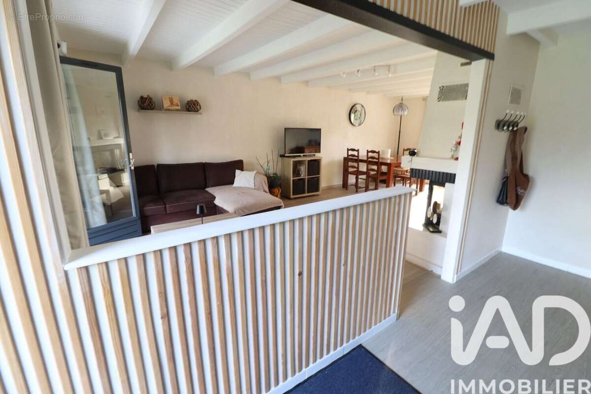 Maison 100 m² à La Clotte  - photo 7