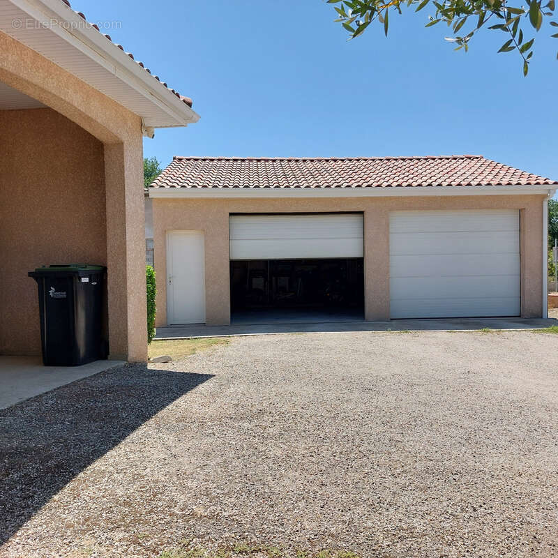 Maison à vendre 5 pièces CAMPSAS (82)avec garage attenant et double garage indépendant, piscine, terrasse couverte, puits, sur 2 - photo 37