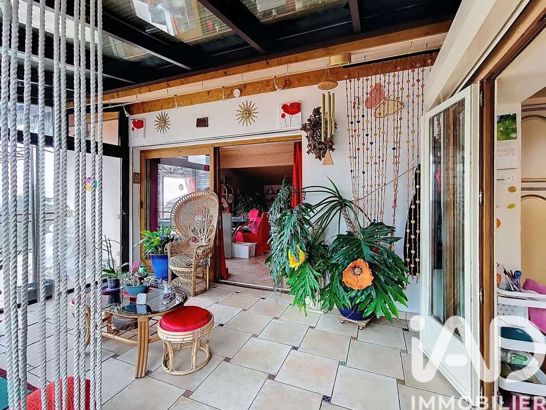 Photo 3 - Maison à CRANVES-SALES