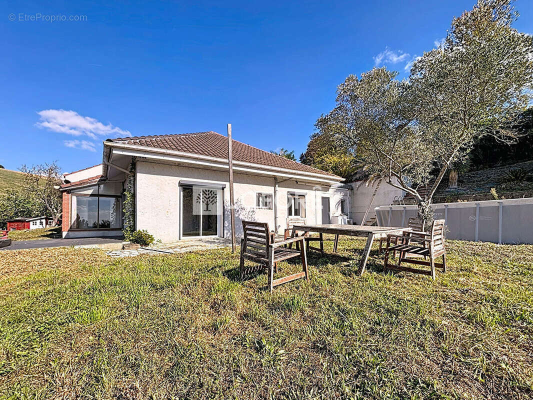 Maison à LABASTIDE-SAINT-PIERRE