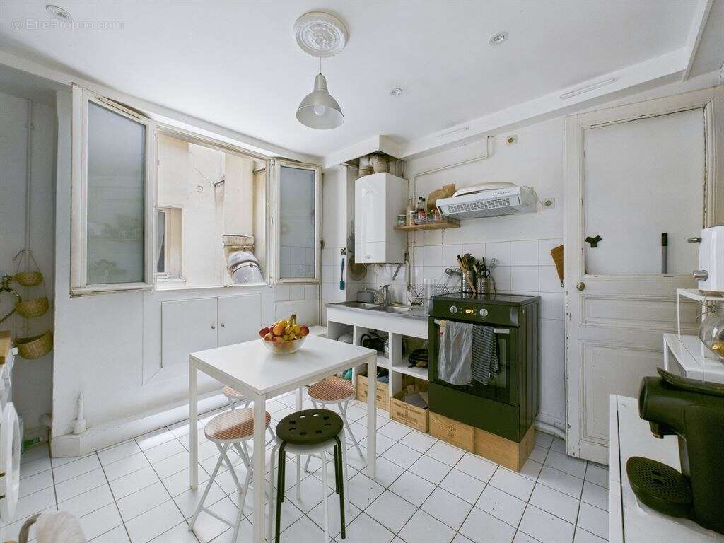 Appartement à PARIS-9E