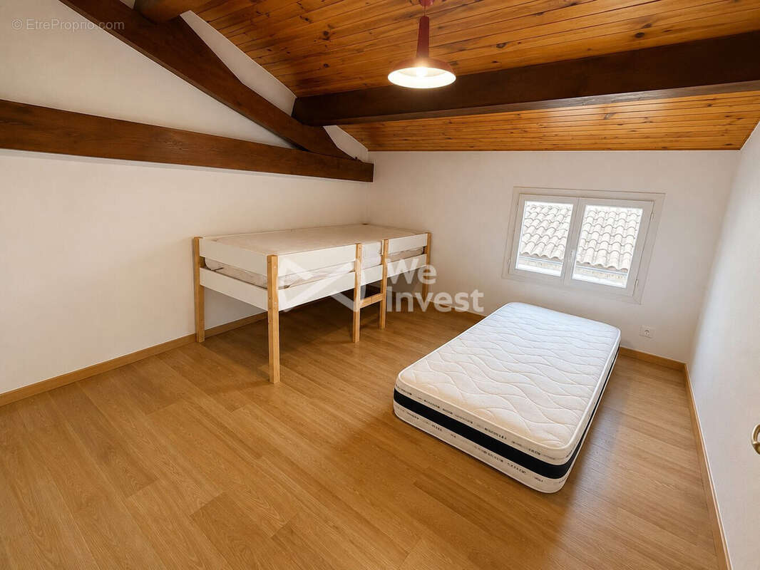 Maison 165 m² à Nancras  - photo 9