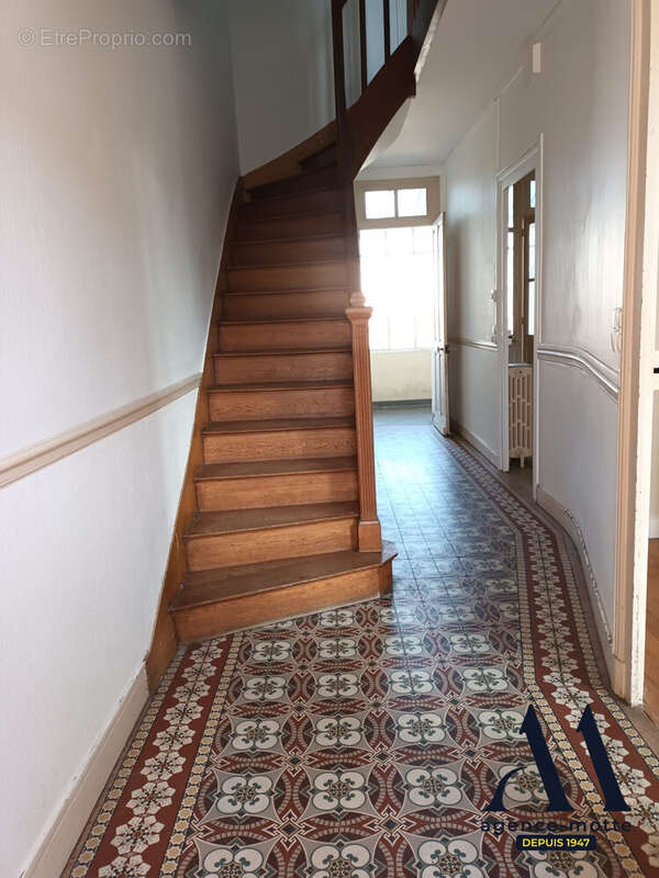 Maison à SAINT-PIERRE-DES-CORPS
