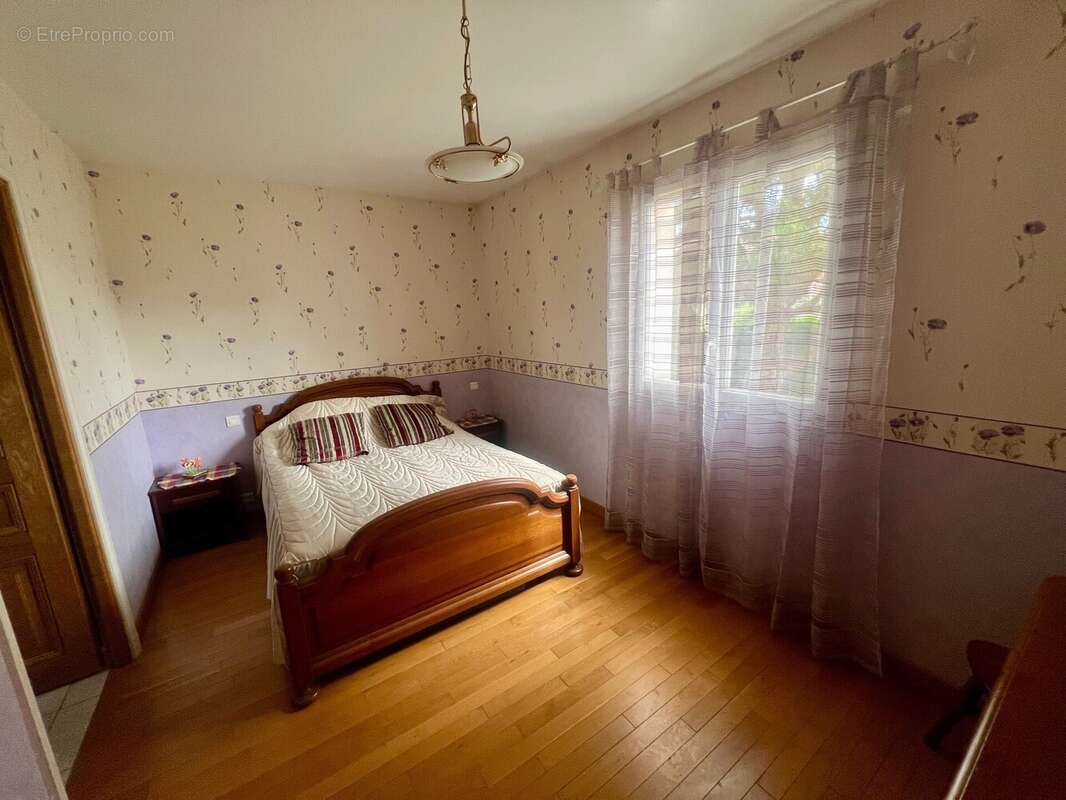 Maison à MARCOUSSIS