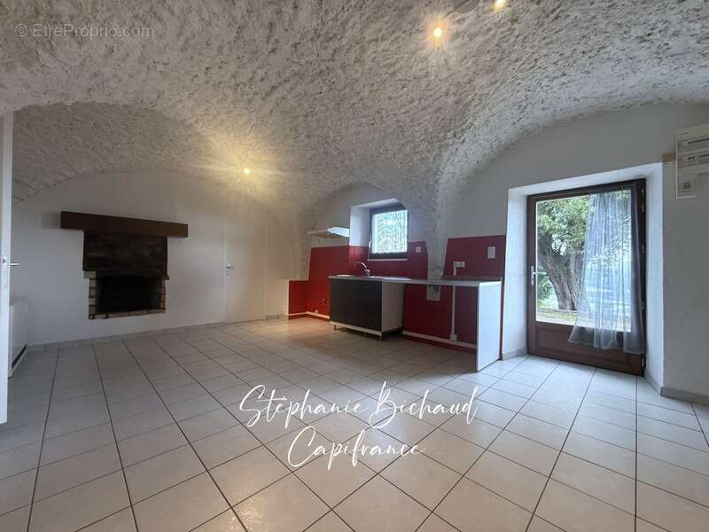 Appartement à vendre 2/3 pièces LA ROCHETTE (05) jardin garage - photo 7