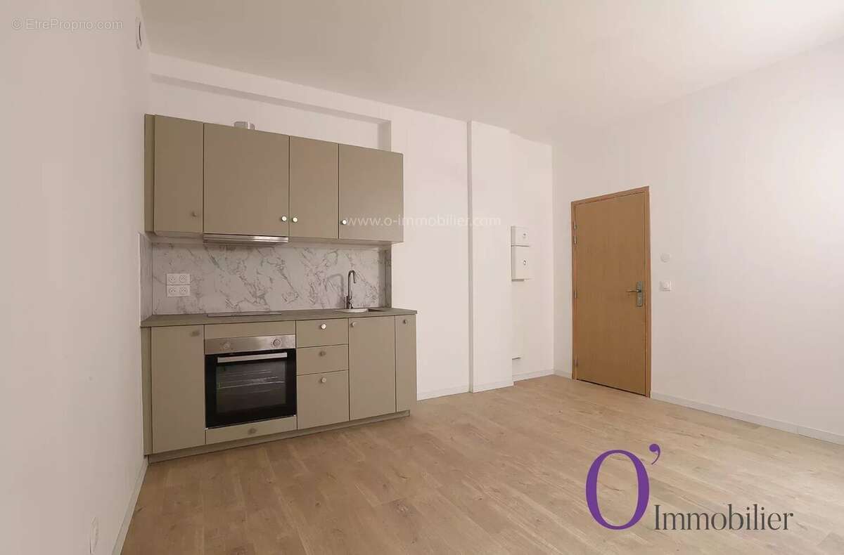 Appartement à PARIS-19E