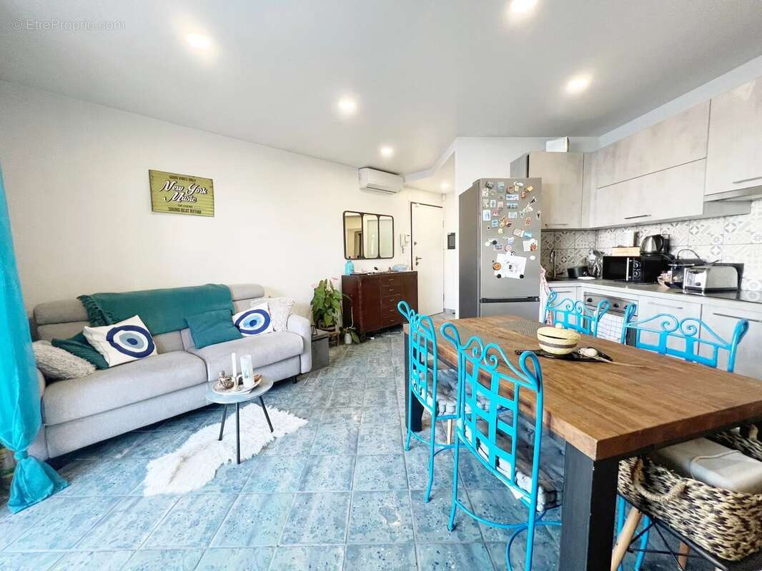 Appartement à ROQUEBRUNE-CAP-MARTIN