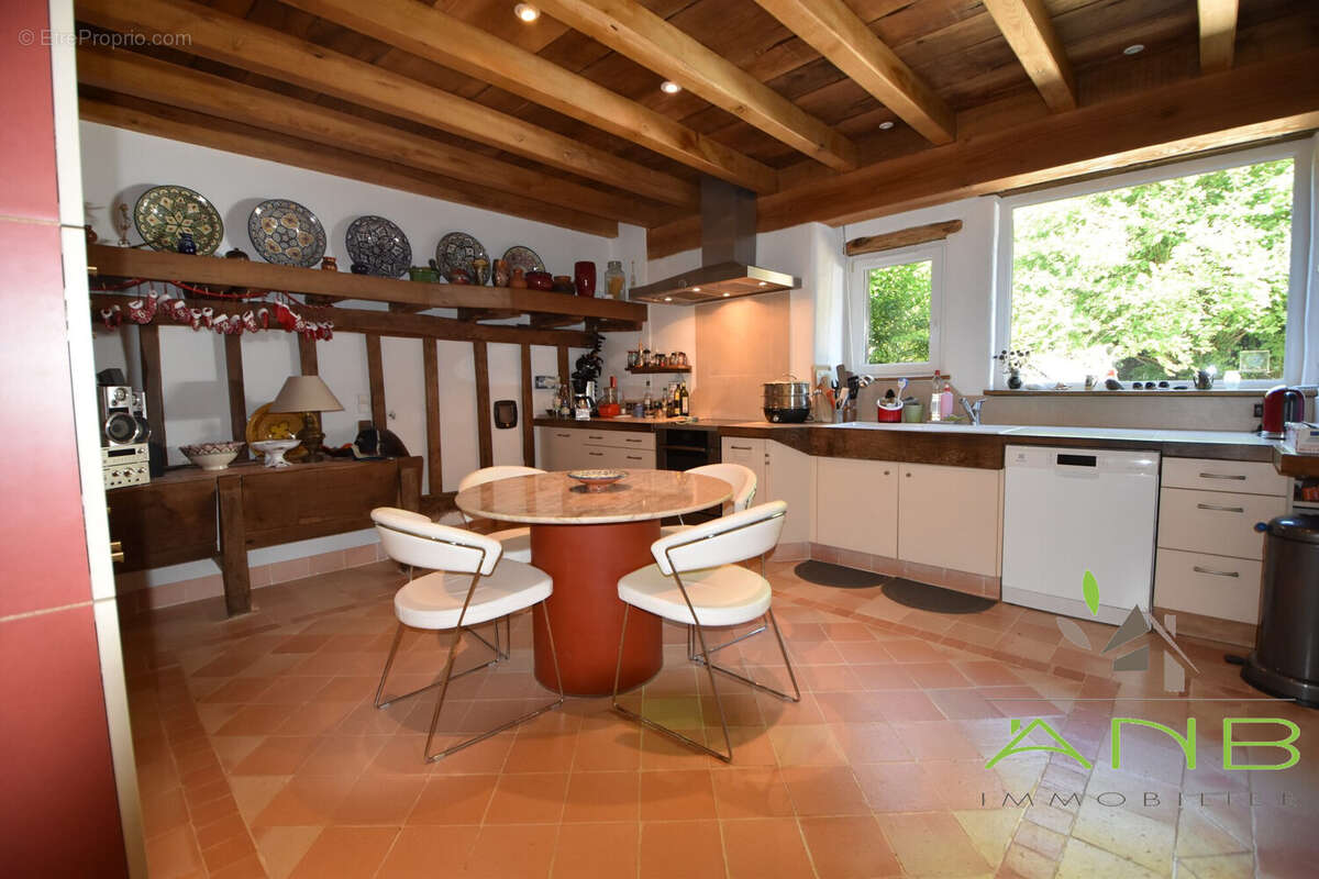 Maison à MAZEROLLES