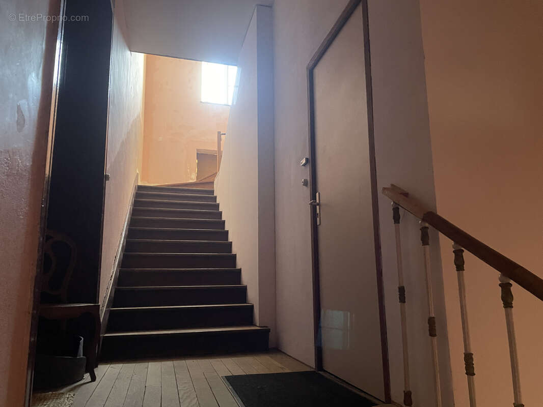 Appartement à AMBACOURT