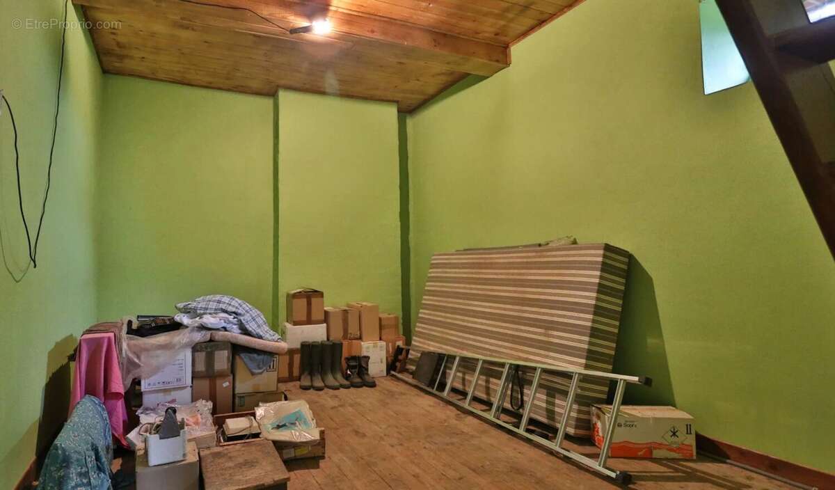 Maison à CASTELNAU-RIVIERE-BASSE