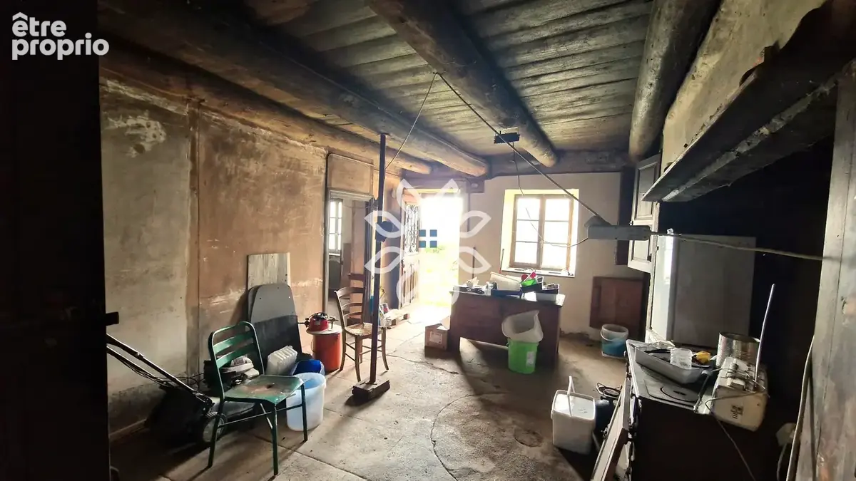 Ensemble immobilier à rénover avec dépendances et vue dégagée - photo 6