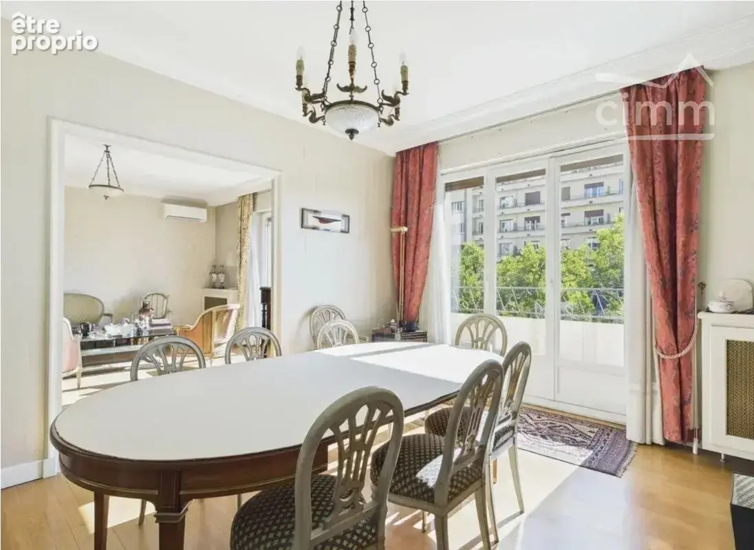 Appartement de 123 m² au fort potentiel avec balcon - photo 2
