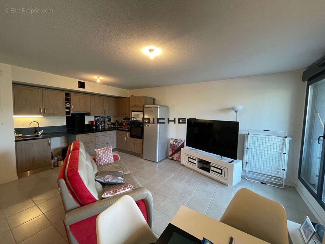 Appartement à LONS