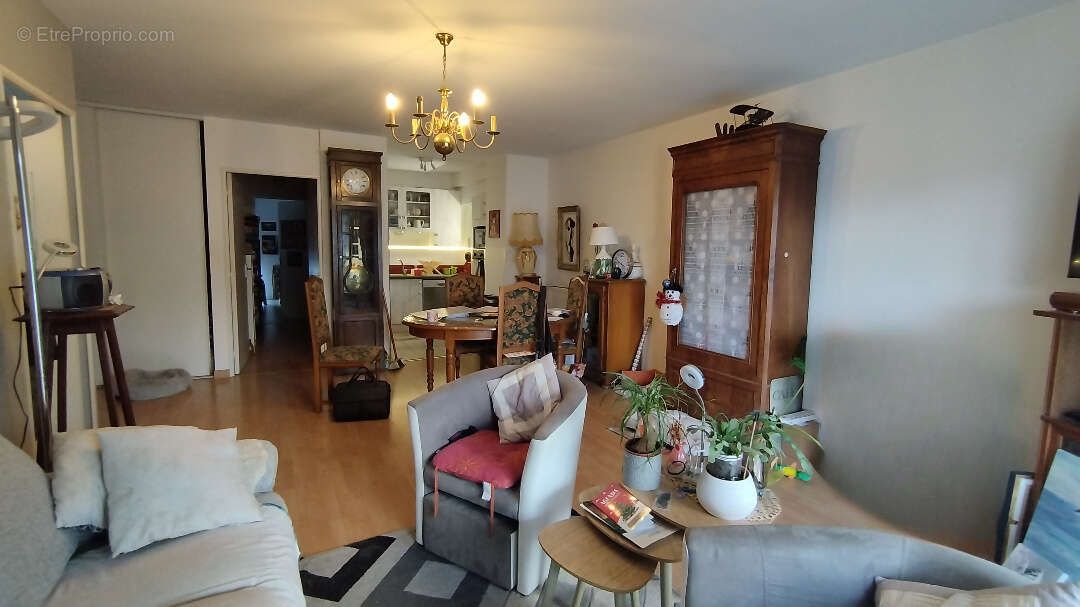 Appartement à CHARTRES-DE-BRETAGNE