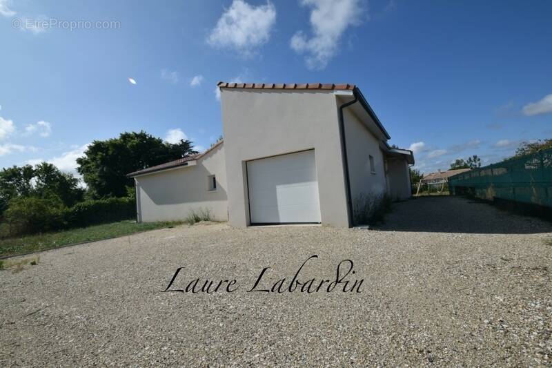 Maison à SAINTE-BAZEILLE