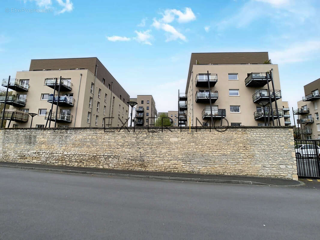 Appartement à HEROUVILLE-SAINT-CLAIR