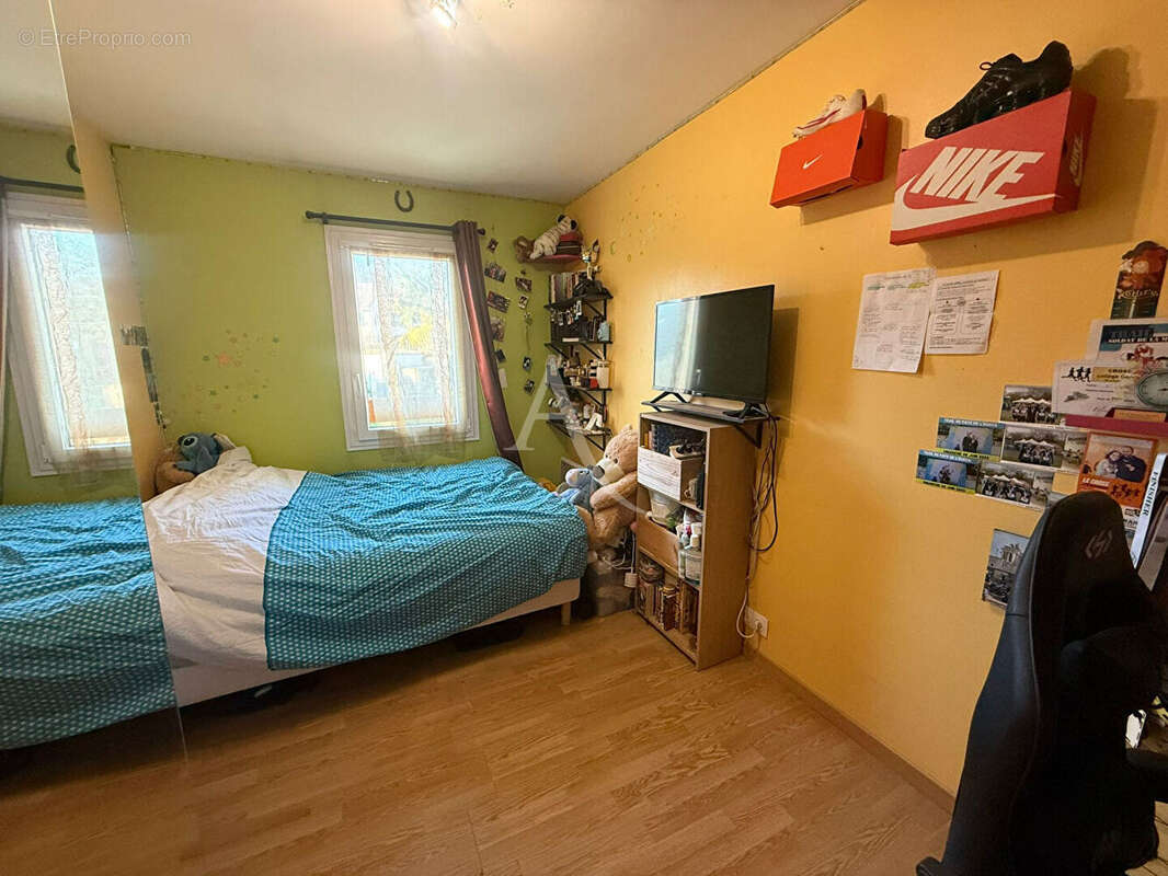 Maison à CREGY-LES-MEAUX